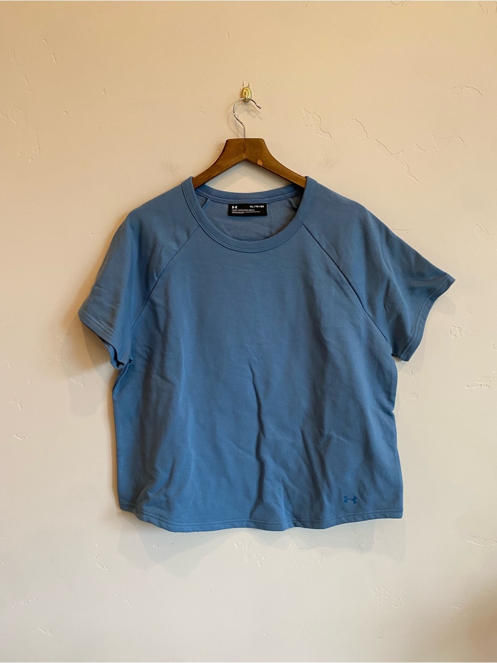 UNDER ARMOUR Blue French Terry Cutout Short Sleeve Sweatshirt